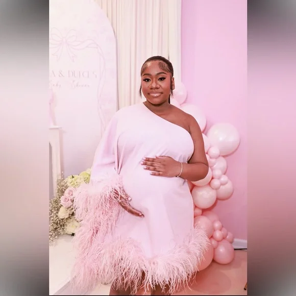 CAPRI MATERNITY MINI DRESS BABY PINK